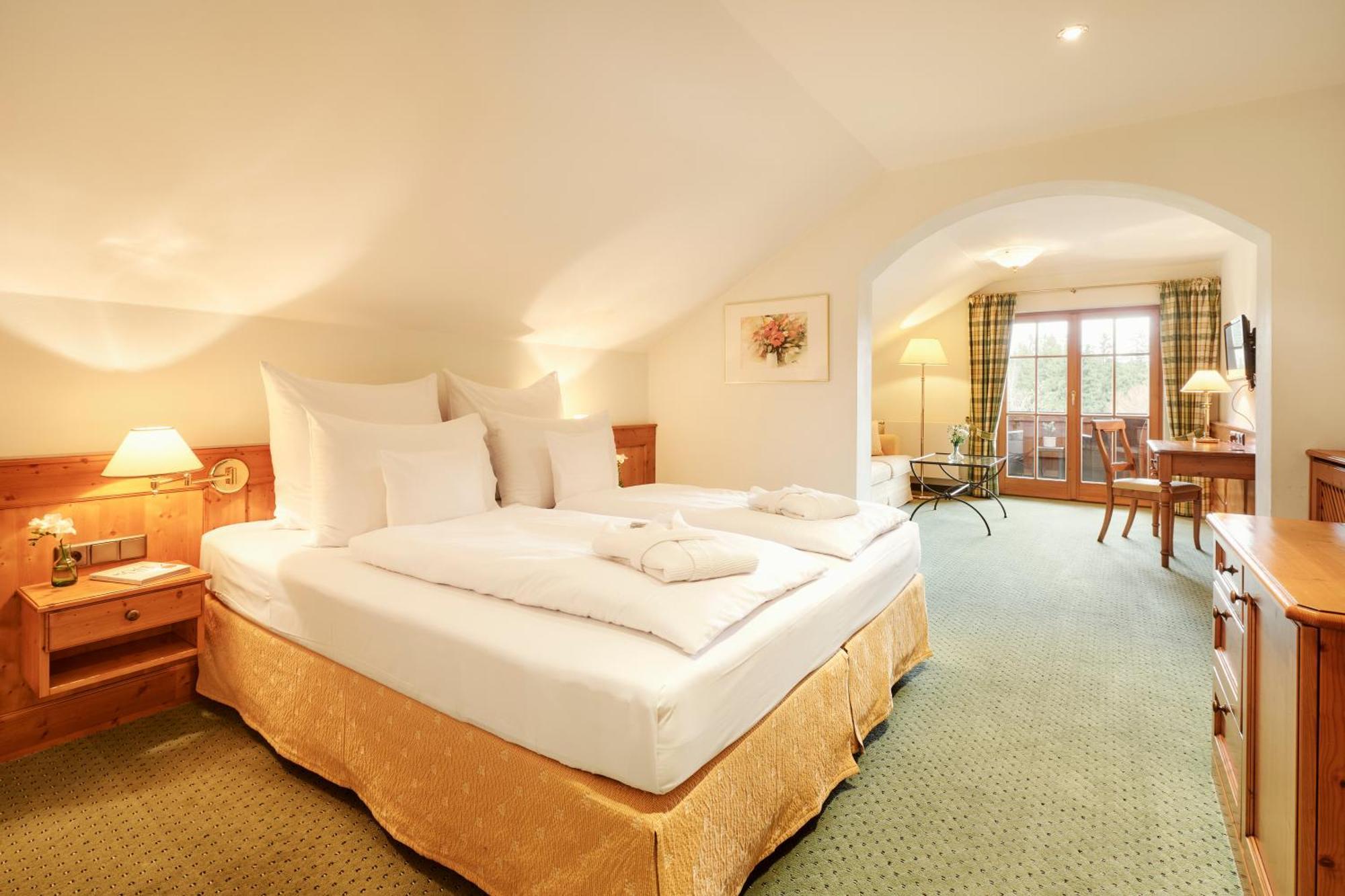 Hotel Auf Der Gsteig Gmbh レヒブルック エクステリア 写真