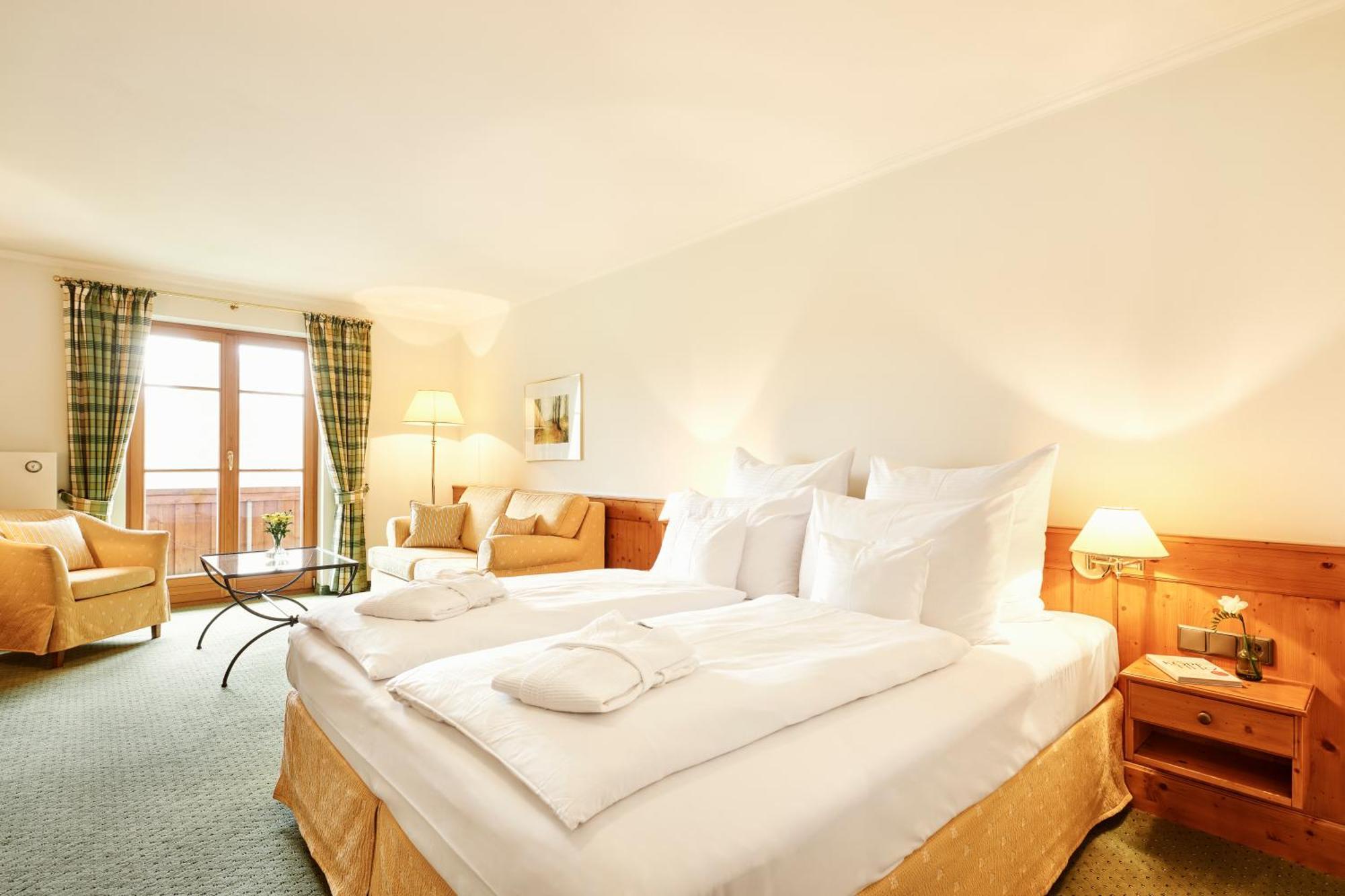Hotel Auf Der Gsteig Gmbh レヒブルック エクステリア 写真