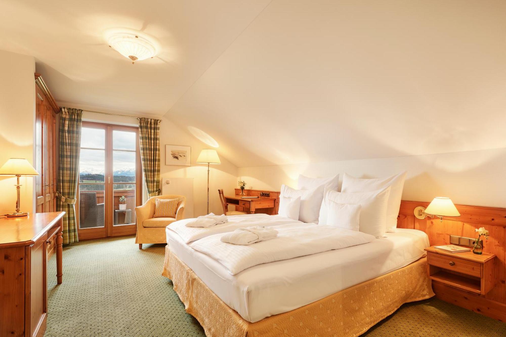 Hotel Auf Der Gsteig Gmbh レヒブルック エクステリア 写真