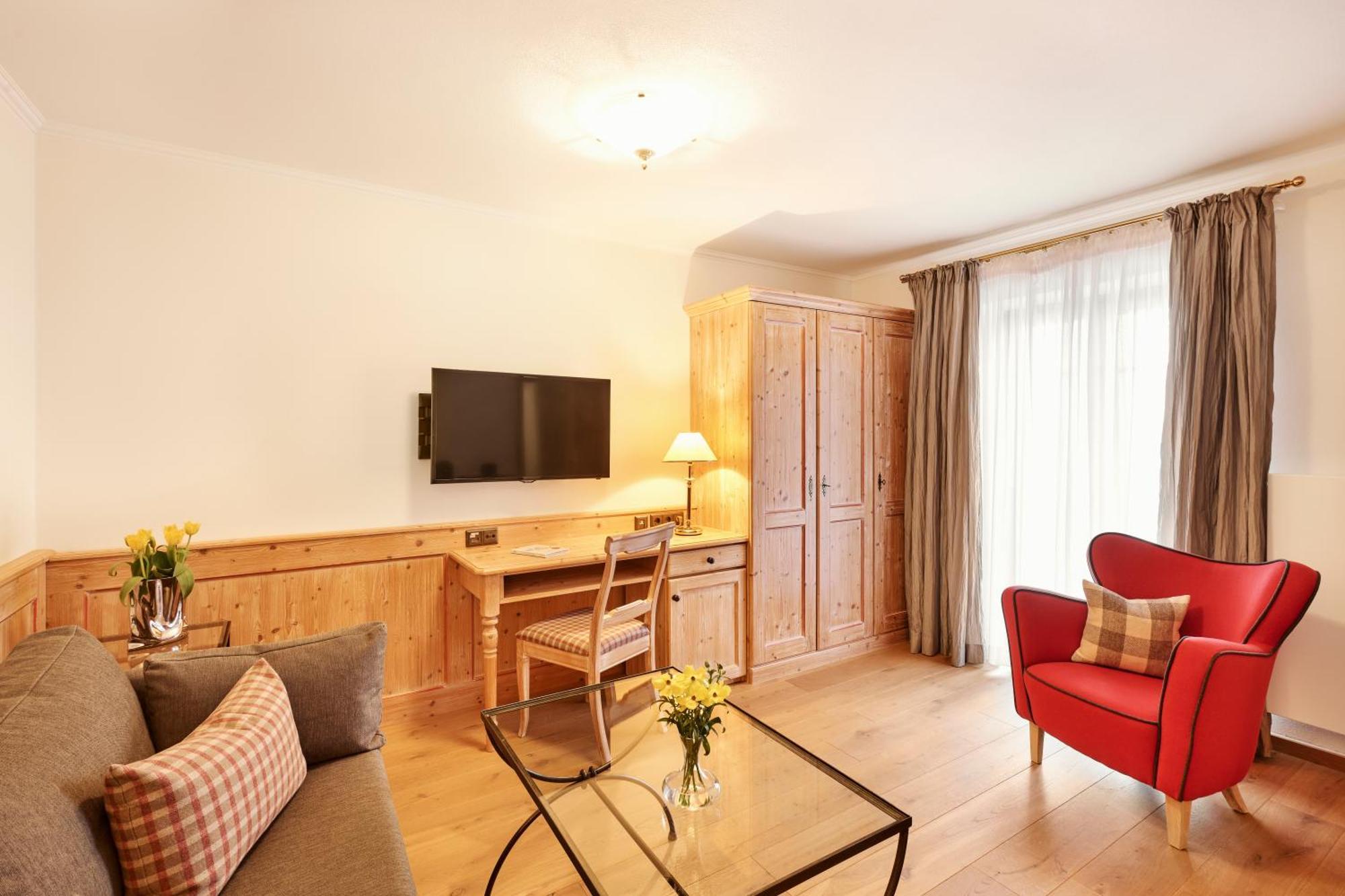 Hotel Auf Der Gsteig Gmbh レヒブルック エクステリア 写真