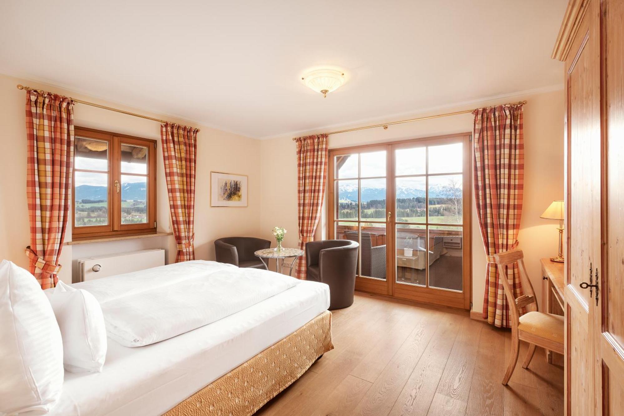 Hotel Auf Der Gsteig Gmbh レヒブルック エクステリア 写真